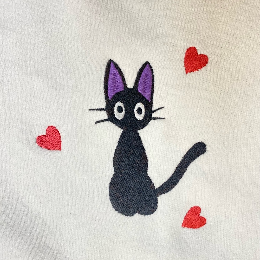 Jiji Cat Embroidered Sweatshirt